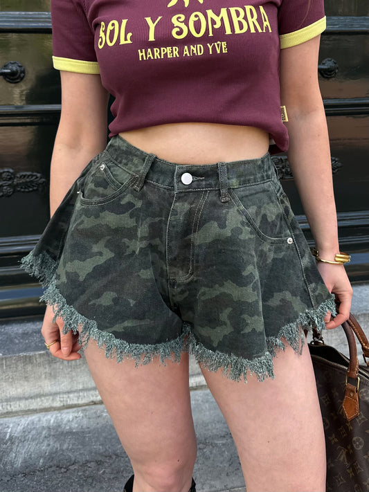 Guusje denim shorts camo gerafeld green